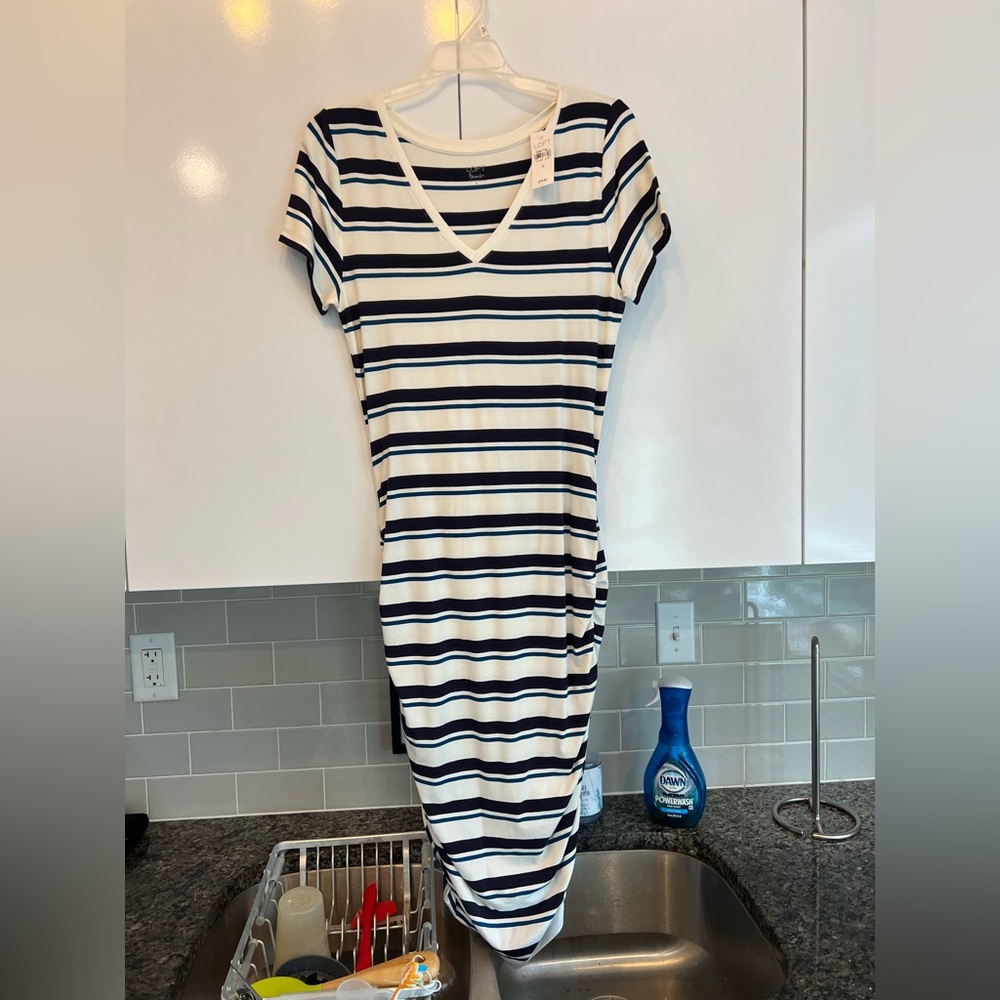 Loft , dress, size small, brand new, t-shirt long dress, scrunched on sides